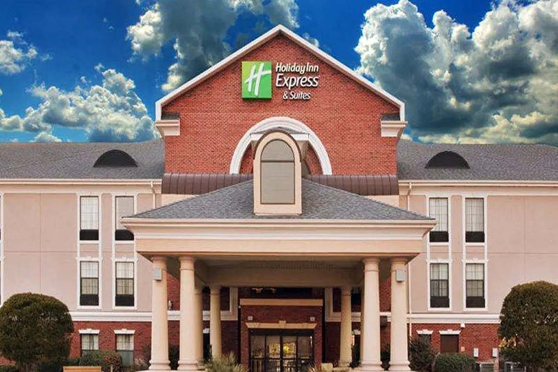 Holiday Inn Express Morehead City