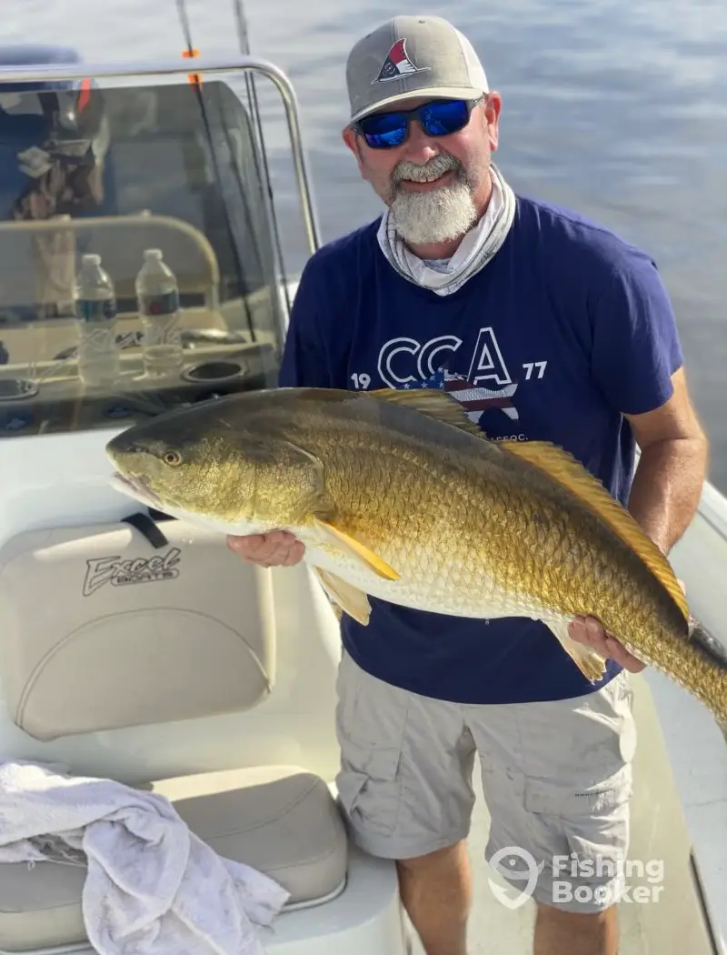 Young Co. Guide Service – 22' charter image 5